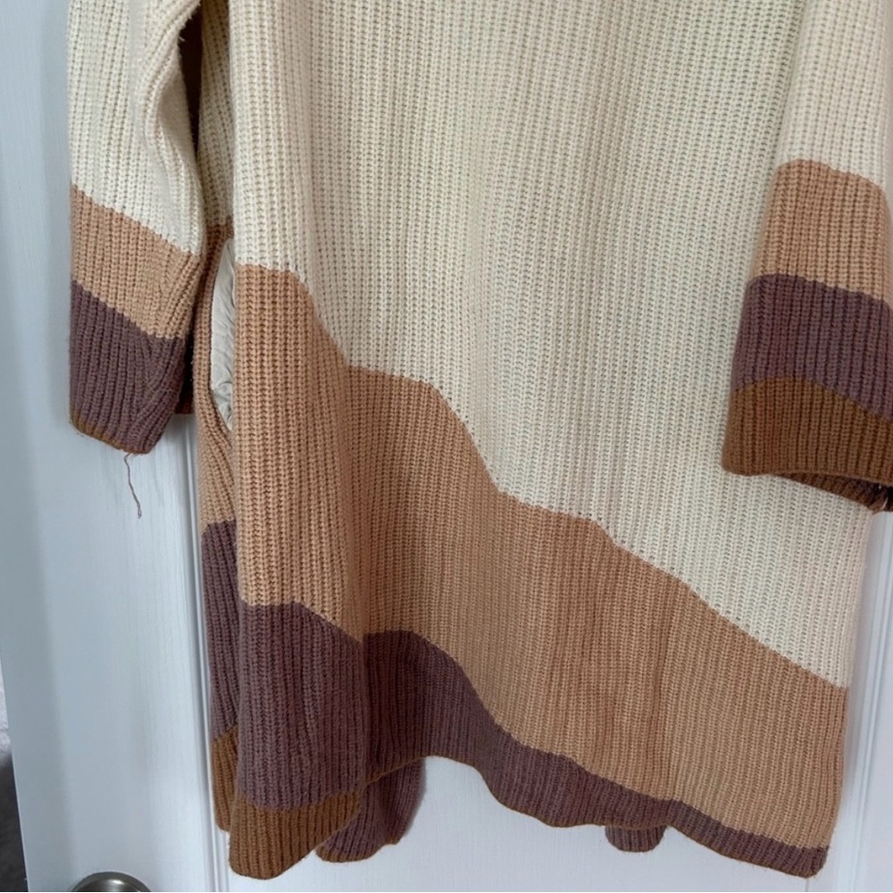 Open-Front Colorblock Ribbed Cardigan Sweater - Picture 8 of 9